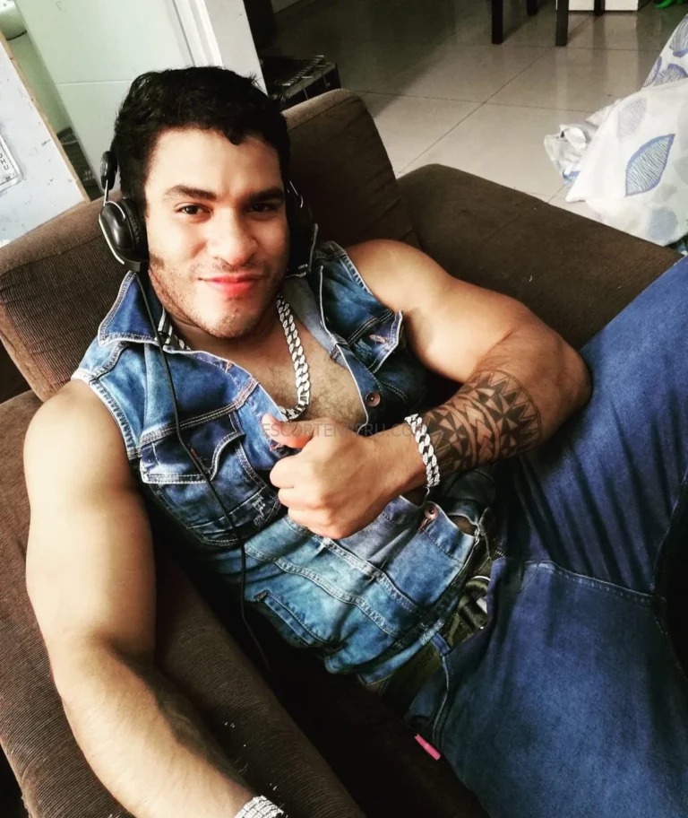 Escort certificada en Lima - Caballero muy varonil deportista